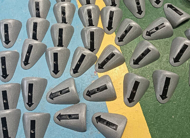 down climb hold, down climb jugs, downclimb holds, arrow climbing holds, arrow downclimb jugs, choose climbing holds for bouldering gym